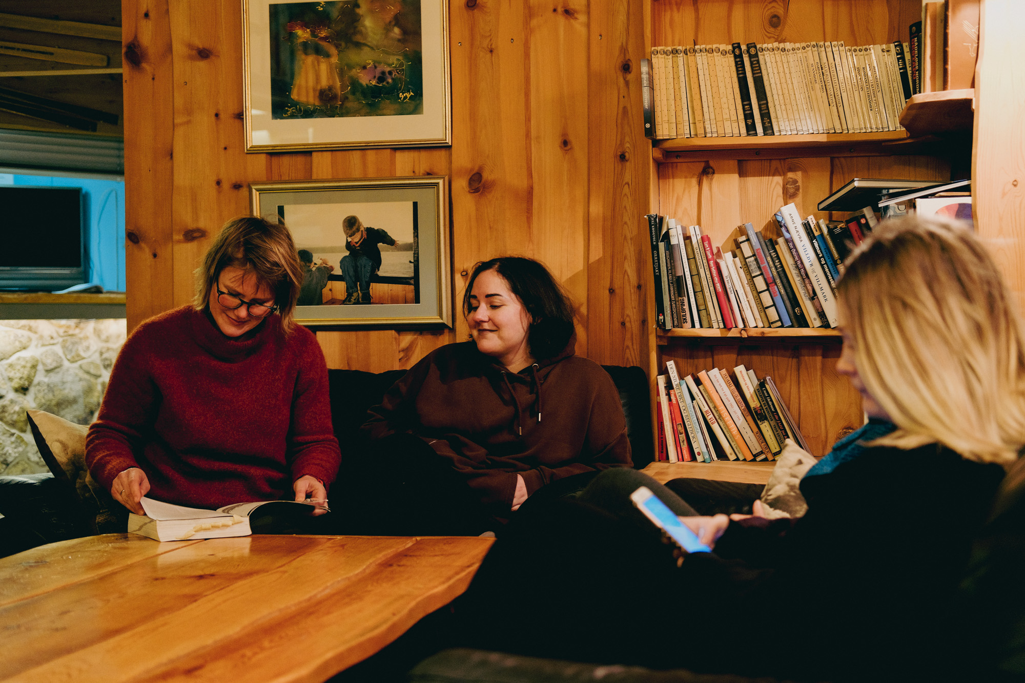 Gruppe samlet inne på Johnsgård etter en dag ute